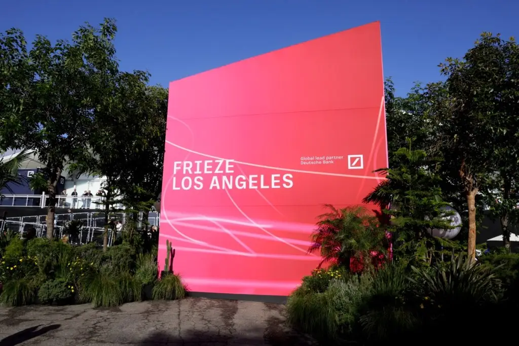 Frieze Los Angeles 2024 in Pictures: Celebrities, Art, and More