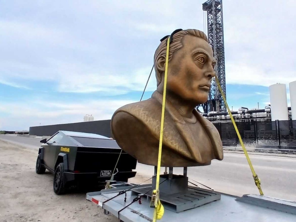 A Large Bust of Elon Musk Is Being Towed Around Texas by a Cybertruck Because of a New NFT