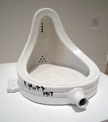 Marcel Duchamp "Fountain". A piece of art in the style of dadaism