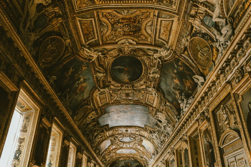 Picture of a ceiling in one of the most iconic Art Galleries in Europe: The Louvre