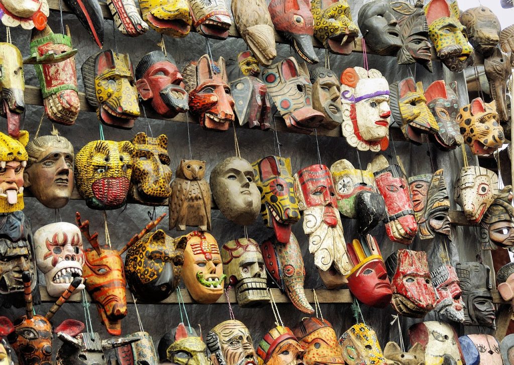 Rows of african masks as examples of artworks that can be presented in the top art galleries in Africa