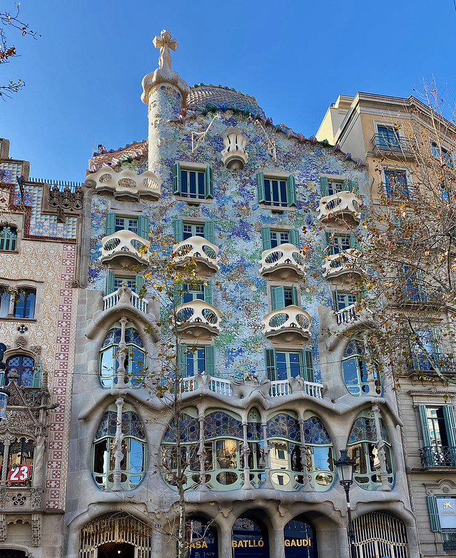 Casa Batlló by Antoni Gaudí